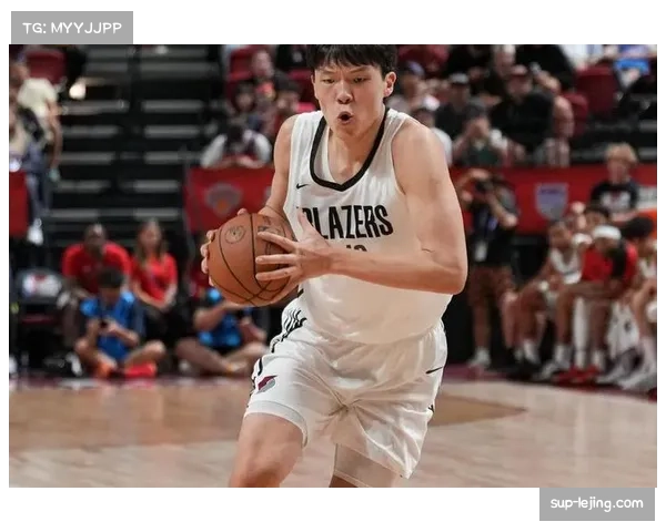 杨瀚森内线表现亮眼 青岛年轻中锋持续成长